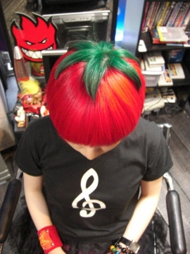 あまりに奇抜すぎる日本のヘアスタイル 完熟トマト などが海を越えて話題に Buzzap