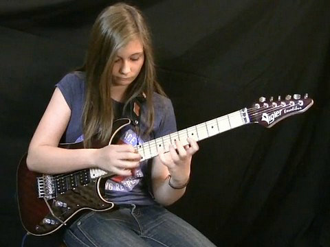 14歳の少女の奏でるヴァン・ヘイレン「Eruption」のギターソロが息を呑む素晴らしさ