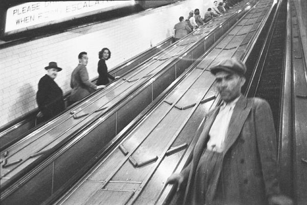 17歳のスタンリー キューブリック少年が撮影した1946年のニューヨーク地下鉄の写真 Buzzap