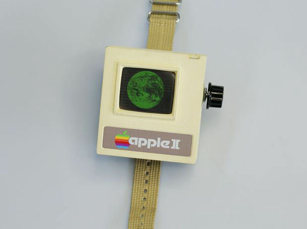 いやむしろこれ欲しいだろ…とある腕時計のパロディ作品「Apple 2 Watch」にシビれる | Buzzap！