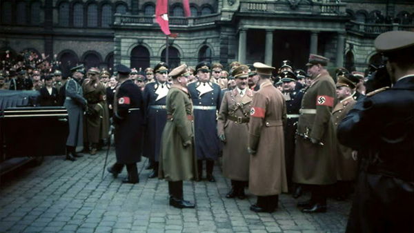 ファシズムの風景 ヒトラーの私設カメラマンが撮影したナチス時代のカラー写真 Buzzap バザップ