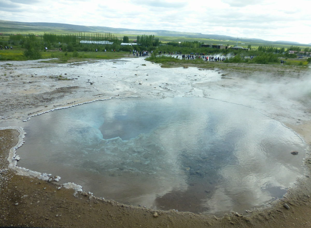 北欧通信 Vol 15 世界一有名な間欠泉 アイスランドのゲイシール間欠泉を訪れました Buzzap