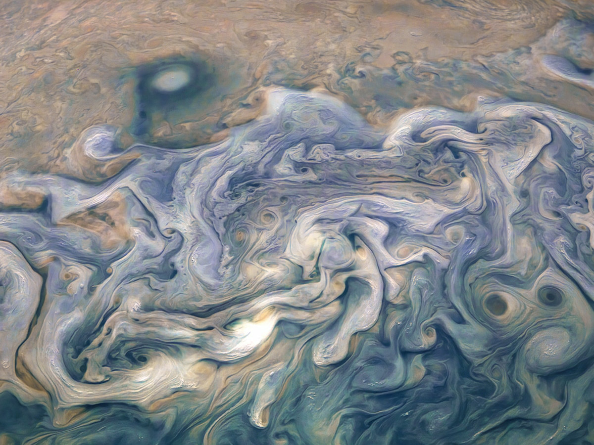 木星を至近距離から撮影した超高解像度画像をnasaが大量に公開 Buzzap