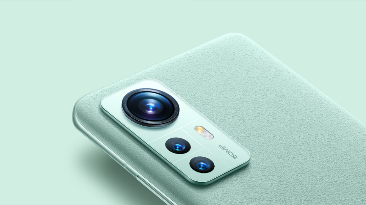 iPhone 13 mini対抗の「Xiaomi 12 mini」発売か、3眼カメラ採用で本格