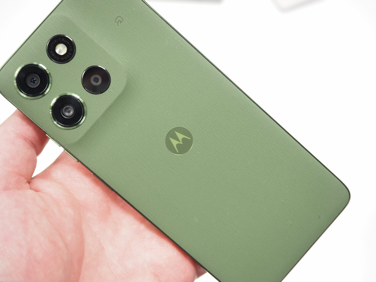 新型格安スマホ「moto g66j」速攻レビュー、6.7インチの大画面に