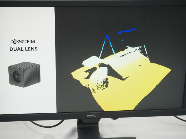 京セラ新技術「3眼AI測距カメラ」速攻レビュー、500円玉サイズなのに