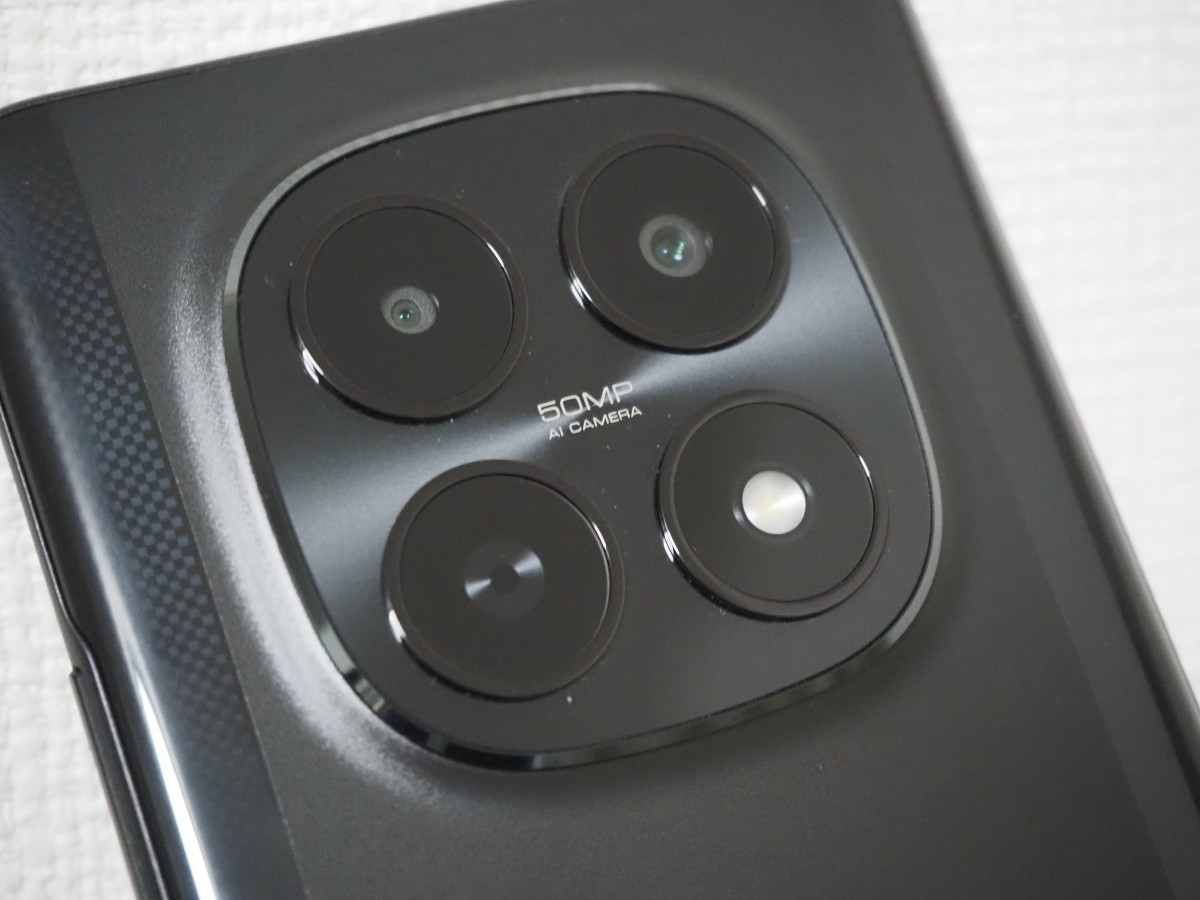 Xiaomi超格安スマホ「POCO M8 5G」速攻レビュー、8万円級の性能で120Hz 