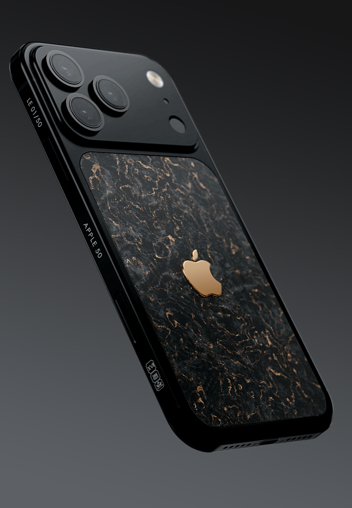 ジョブズのタートルネック入りiPhone 17 Pro」135万円で登場、Apple50