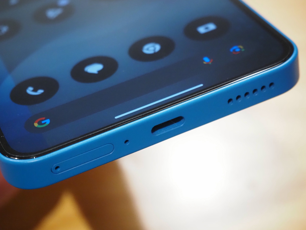 楽天モバイル「Nothing Phone(3a)」半額以下で在庫処分、望遠カメラや 