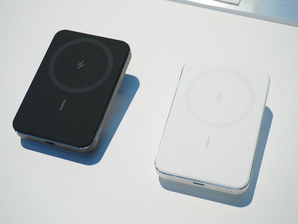 釘が刺さっても大丈夫な「Anker Nano Power Bank(MagGo,Plus)」速攻