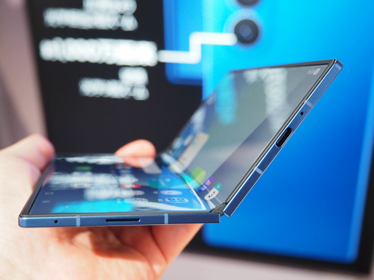 ソフトバンク「Galaxy Z Fold7」9960円で投げ売り、26万円超えの