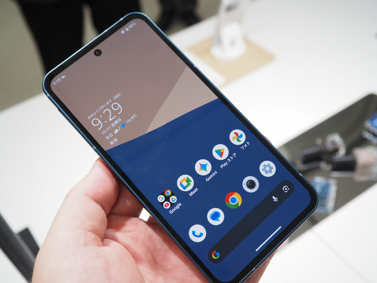 UQ mobile「AQUOS sense10」半額以下に、240Hz有機ELや本格カメラ搭載