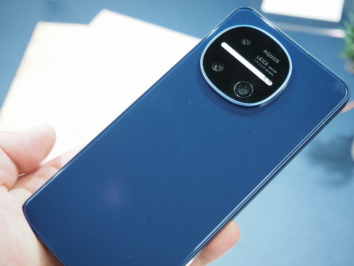 コラム】AQUOS R11は低性能な「6コア版Snapdragon 8s Gen 4」でコスト