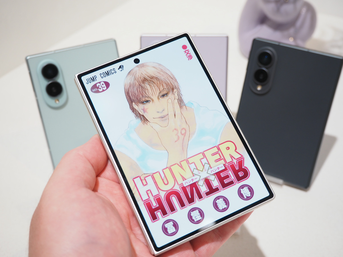 超巨大スマホ「PadPhone」開発中、7インチ台のタブレットと携帯電話が